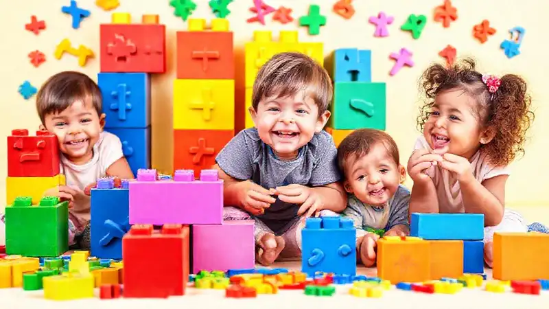 Bloques de construcción fomentan aprendizaje colorido