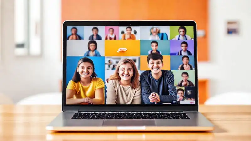 Estudiantes felices aprenden en línea